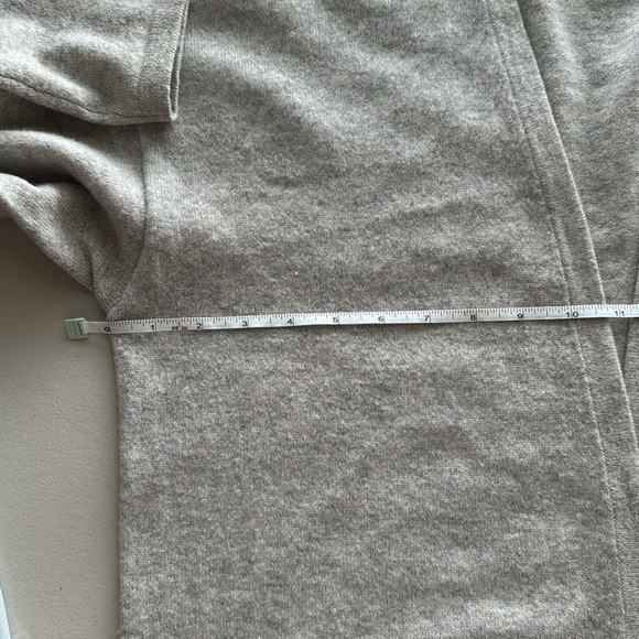 Garnet Hill 100% Cashmere Sweater Cardigan Medium Gray - Picture 14 of 15